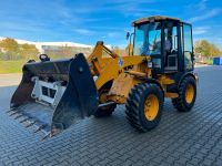 JCB 407 Super mit Klappschaufel und Palettengabel Sachsen-Anhalt - Coswig (Anhalt) Vorschau