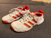 Adidas Hallen Turnschuhe Größe 40 2/3 Bayern - Geretsried Vorschau