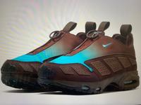Orig. NIKE WMNS AIR MAX SNDR/BURGUNDY CRUSH/BALTIC BLUE-BAROQUE Stuttgart - Stuttgart-Mitte Vorschau