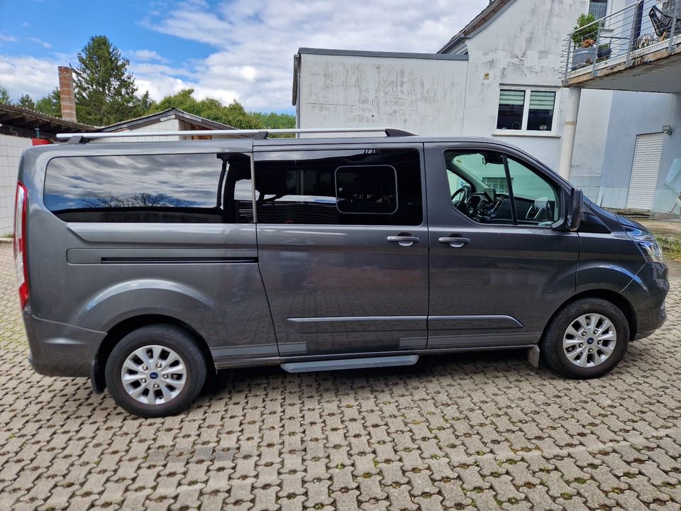 Ford Tourneo Custom Shuttle-Bus Titanium 320 L2 in Gersheim