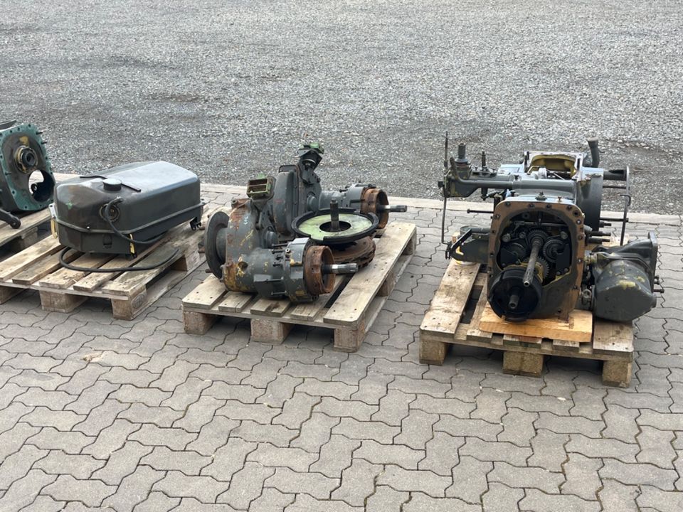 40kmh Getriebe Schaltgetriebe Fendt 307Lsa Achstrichter Hydraulik in Auetal