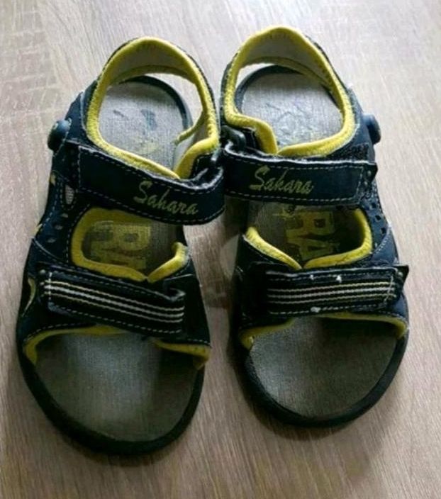 Sahara Sandalen Kinder Schuhe Sommerschuhe Klettverschluss gr.28 in Freudenberg