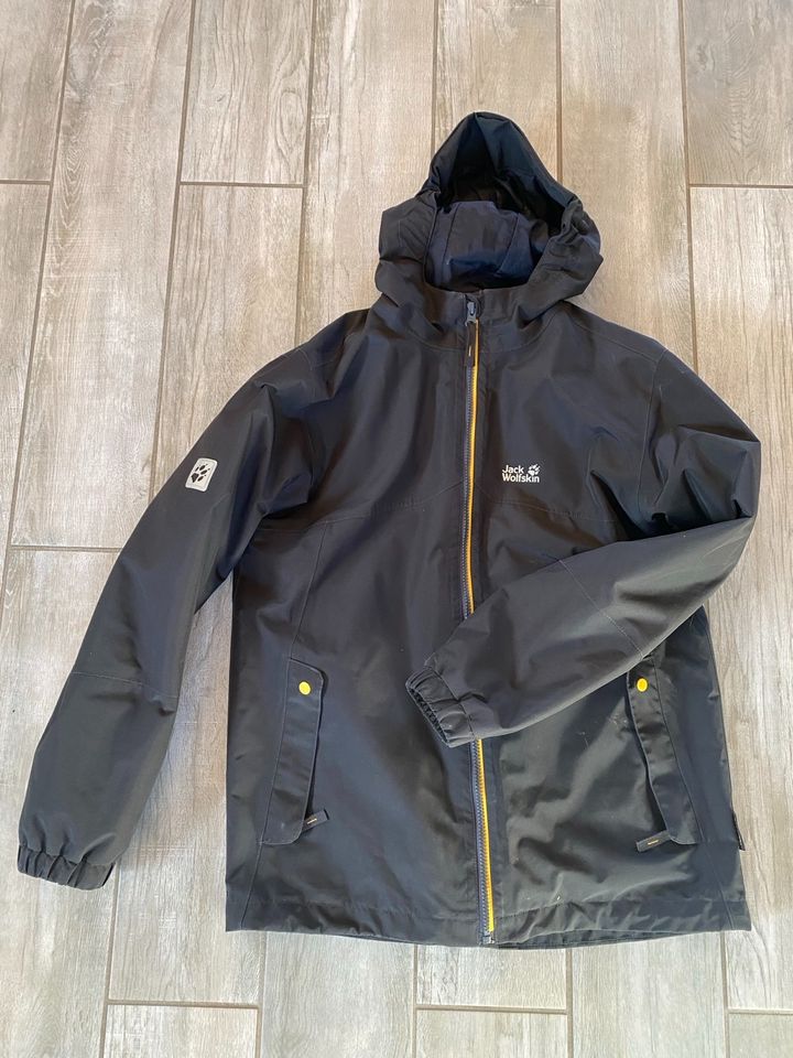 Jack Wolfskin Kinderjacke, Größe 164, schwarz in Schleimünde