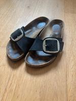 Birkenstock big Buckle (schwarz/silber) Gr. 37 Hessen - Wettenberg Vorschau