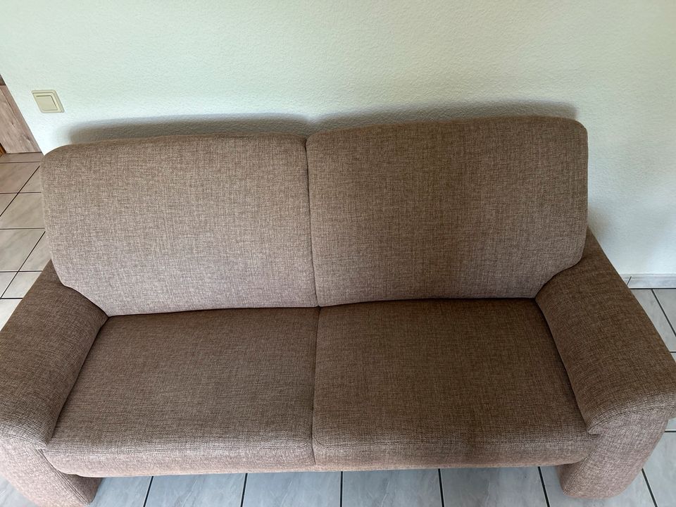 Sitzgarnitur / Sofa zweiteilig in Attendorn