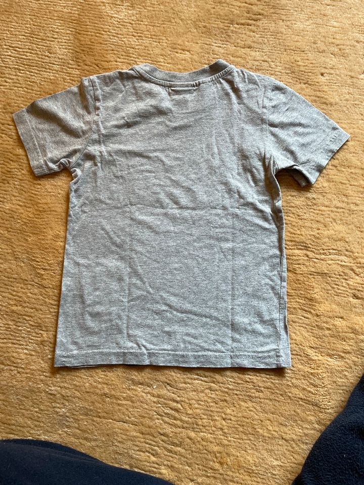 Adidas T-Shirt, Gr. 116 in Freiburg im Breisgau