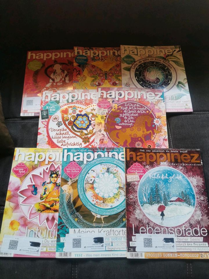 Happinez Zeitschriften kompletter 8. Jahrgang 2017 Nummer 1 - 8 in Rheinböllen