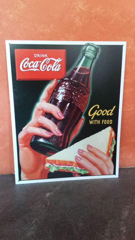Coca Cola - Blechschild - Good with Food - USA in Roßdorf