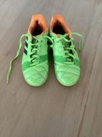 Sportschuhe für Hallenfußball Adidas Gr. 36 grün Bayern - Hutthurm Vorschau