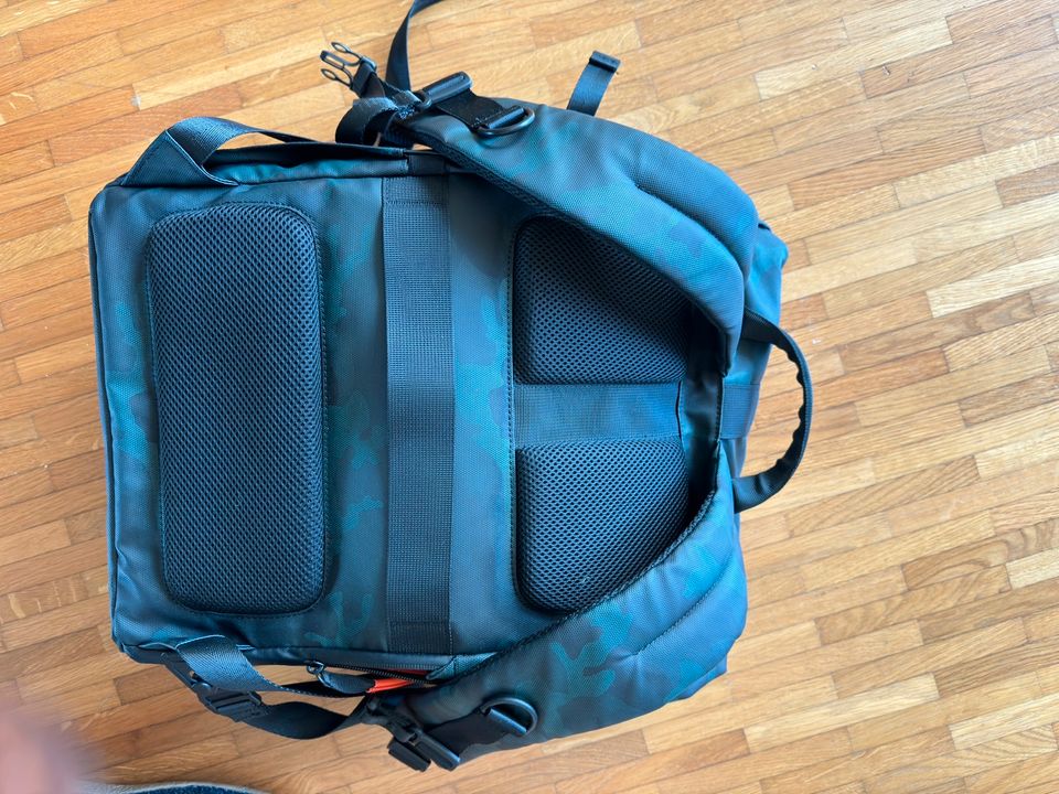 K&F Concept  Kamerarucksack Rolltop, 20 Liter und Laptop in Bargteheide