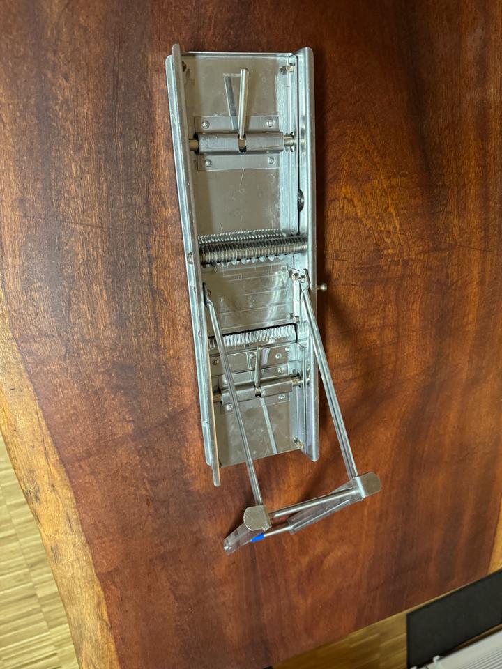 Mandoline original Bron Gemüseschneider Hobel, Küchenhobel in Marschacht