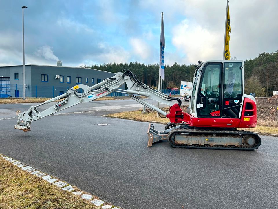 Takeuchi TB 370 CV V5 7t Minibagger Verstellausleger Taklock in Amberg