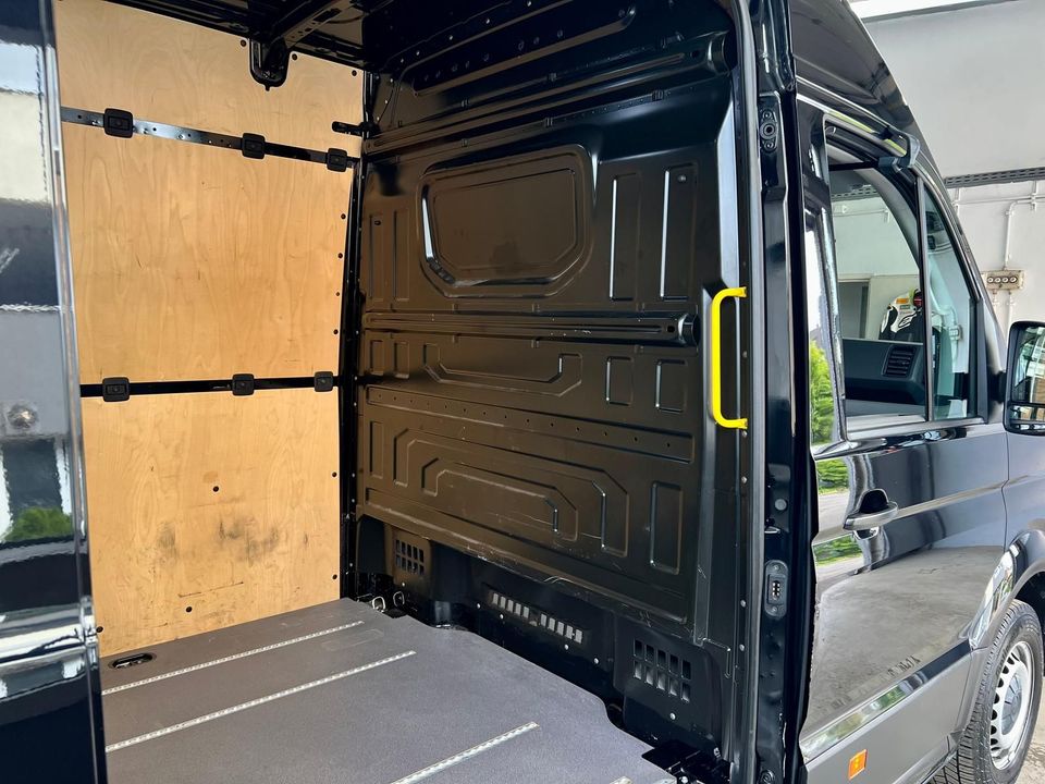 Volkswagen Crafter Kasten 35 lang Hochdach+NAVI+KAMERA+PDC+ in Dreieich