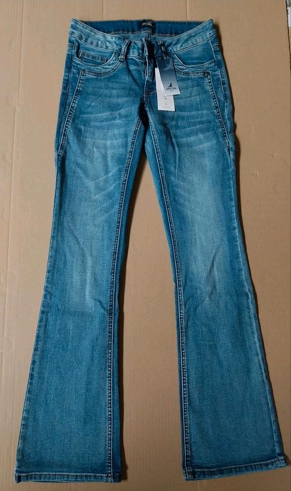 Arizona Jeans Hose blau Gr. 17 NEU Versand kostenlos in Hamburg