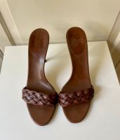 Gucci Pantoletten Sandalen braun Leder 38 Nordrhein-Westfalen - Mettmann Vorschau