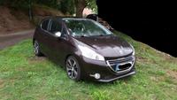 Peugeot 208 e-HDi 115 Allure mit Panoramadach ! Hessen - Reichelsheim (Odenwald) Vorschau