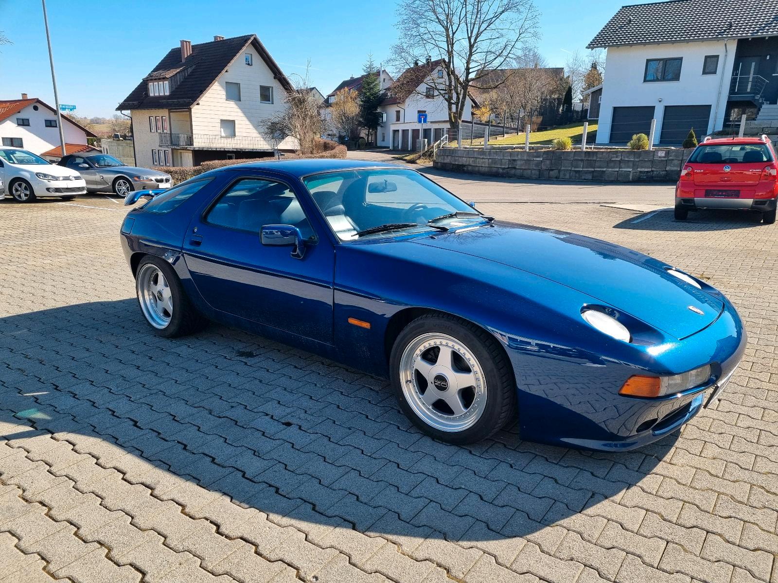 Abbildung des Autos Porsche 928 S Automatik …