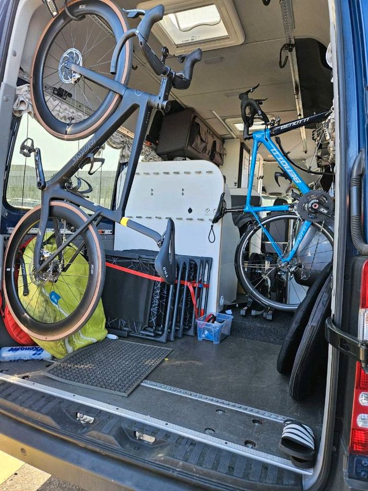 Sprinter Wohnmobil autark 7 Personen in Berlin