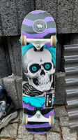 Skateboard Individual und Helm Totenkopfmotiv Sachsen - Wurzen Vorschau