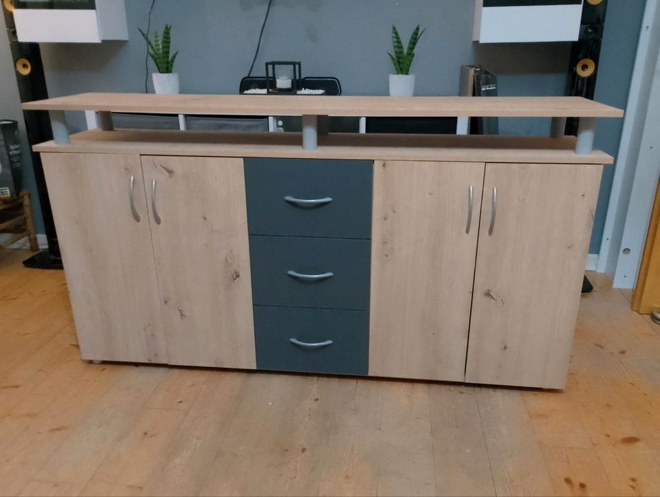 Ikea Malm Kommode Sideboard Sonoma Eiche 155 x 35 x 83 Lieferung in Mönchengladbach