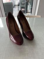 s.Oliver Pumps Schuhe Damen dunkelrot Glanz Gr 38 Niedersachsen - Papenburg Vorschau