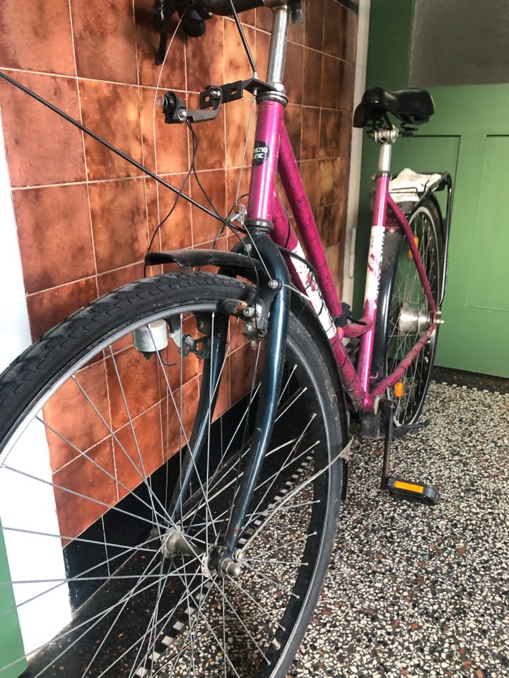 Fahrrad für Bastler / Kellerfund in Braunschweig