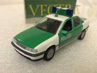 Gama Opel Vectra A Stufenheck Polizei Metallmodell Maßstab 1:43 Hessen - Neukirchen Vorschau