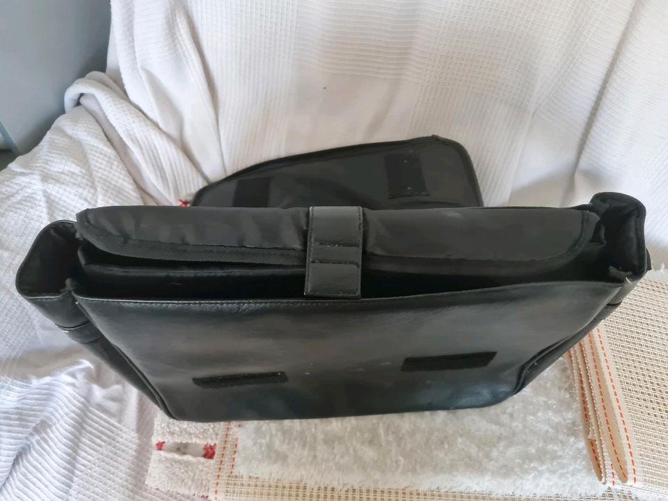 Hummel Umhängetasche/Laptoptasche in Nettetal