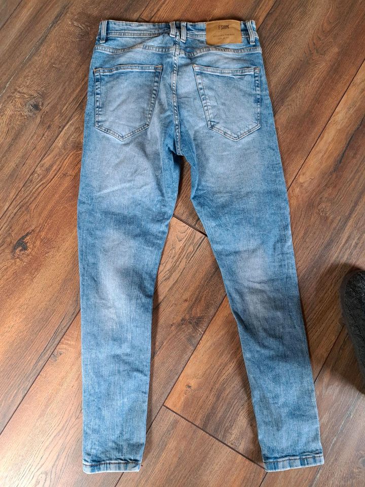 Jeans von FSBN 27/30 in Niedersachsen - Wilhelmshaven | eBay Kleinanzeigen  ist jetzt Kleinanzeigen