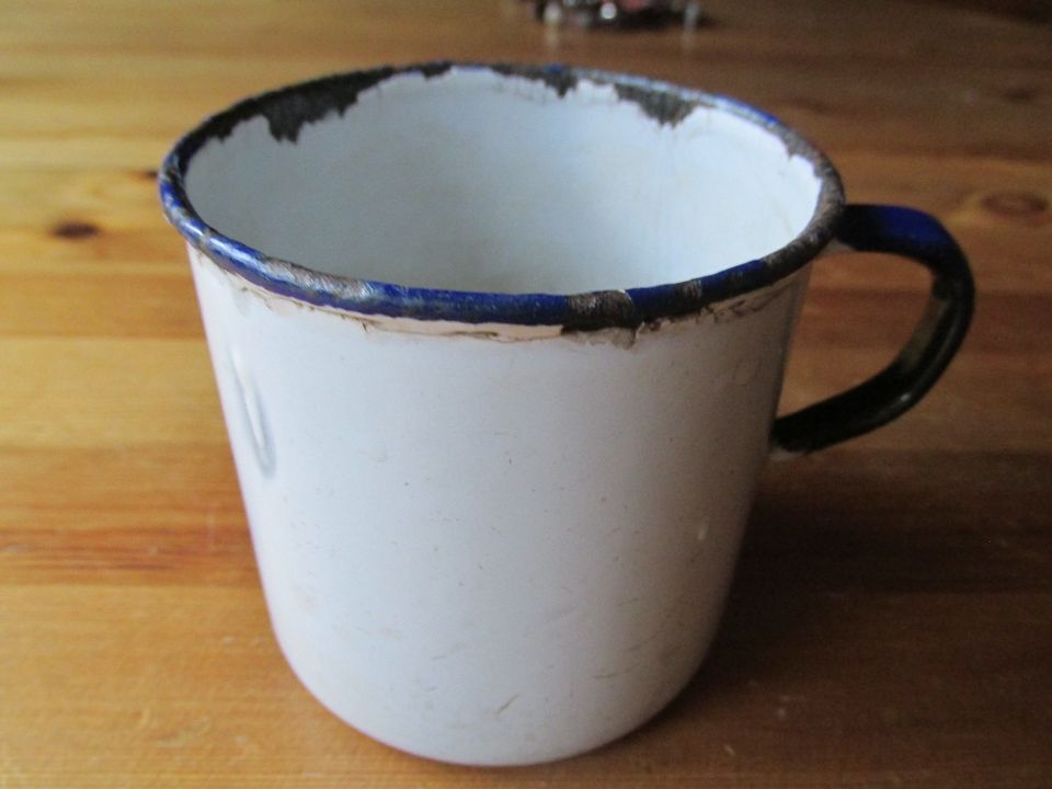 alte Blech Tasse, emaliert, Kaffeetasse in Rheinland-Pfalz - Betzdorf |  eBay Kleinanzeigen ist jetzt Kleinanzeigen