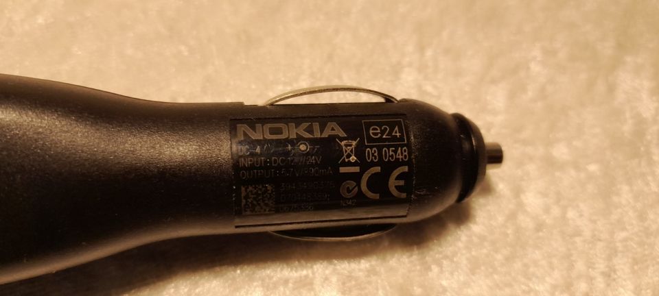 Nokia DC-4 KFZ Auto-Ladegerät Ladekabel Charger in Oberrod