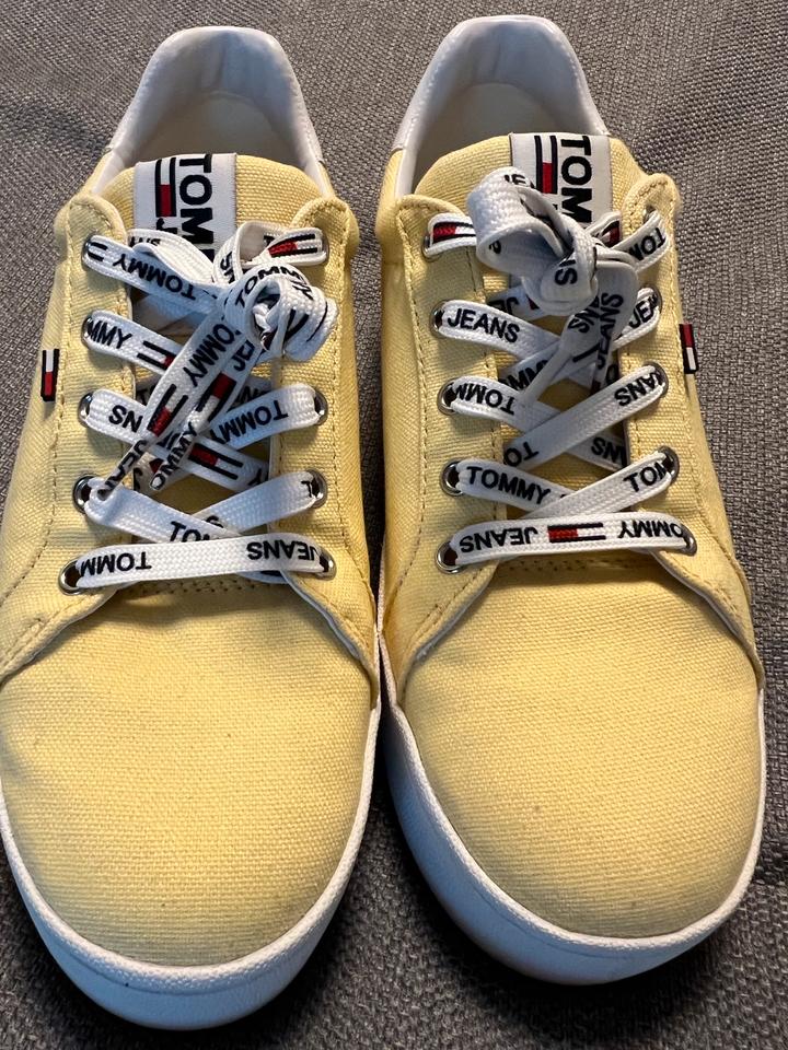 TOMMY JEANS (Hilfiger) Plateau-Sneaker Gelb, 39, Stoff,fast neu in Hamburg