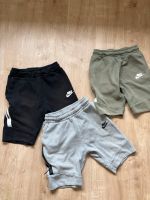 Nike tech fleece Hose Gr. 158 Nordrhein-Westfalen - Solingen Vorschau