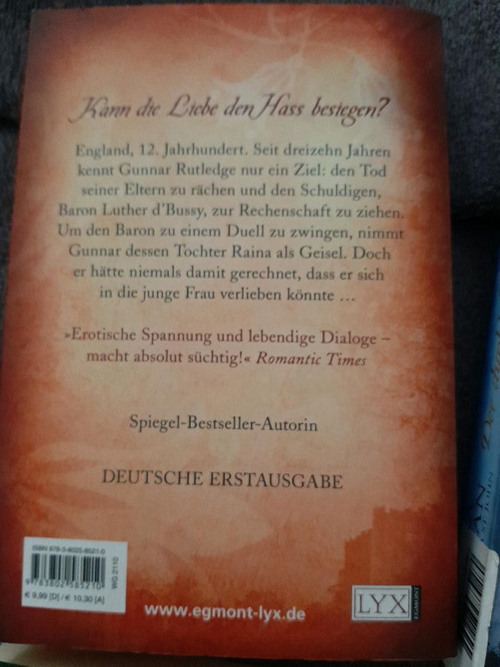 Bücher 4 Teiler von Lara Adrian Roman in Osten Oste