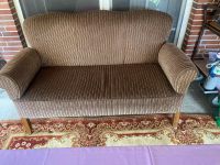 Omas altes Sofa zu verkaufen. Niedersachsen - Osteel Vorschau