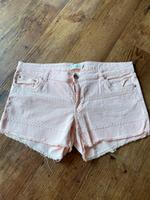 NEUWERTIG Hose kurz Shorts jeansshorts Hotpants gr.44 Nordrhein-Westfalen - Geseke Vorschau