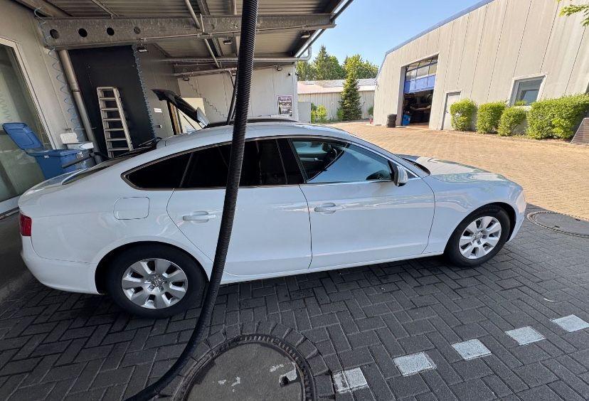 Abbildung des Autos Audi A5 2.0 TDI S tronic…