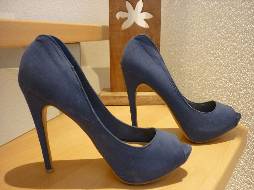 Damen Pumps, Gr. 37 - WIE NEU! in Karlsfeld