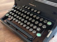 Antike Schreibmaschine Triumpf Standard 14, BJ 1949, Vintage Innenstadt - Köln Altstadt Vorschau