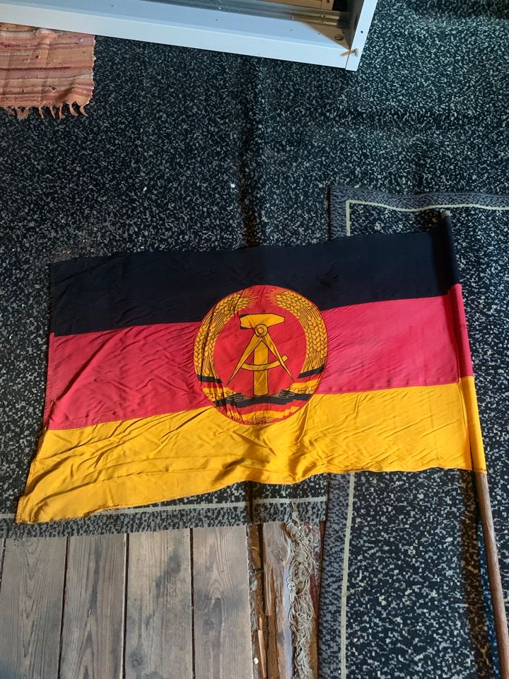 DDR - Flagge in Haldensleben
