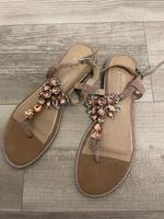 Marco Tozzi Zehentrenner Sandalen beige Rosé Steine Glitzer 40 Hessen - Niedenstein Vorschau