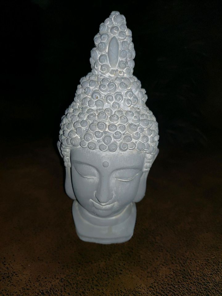 Buddha Figur in Volkmarsen