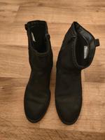 Stiefeletten Tamaris in schwarz 38 Niedersachsen - Goslar Vorschau