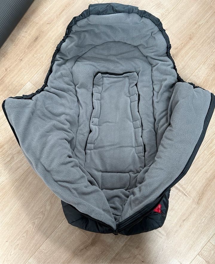 Kaiser Kuschelsäckchen Fußsack für Babyschale oder Kinderwagen in Hückeswagen