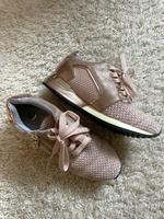 Edel Sneaker "La Strada Gold" Gr. 36 NEU Bayern - Ammerthal Vorschau