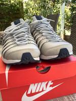 Nike Air Zoom in hellgrau Gr. 44 TOP Schleswig-Holstein - Ahrensburg Vorschau