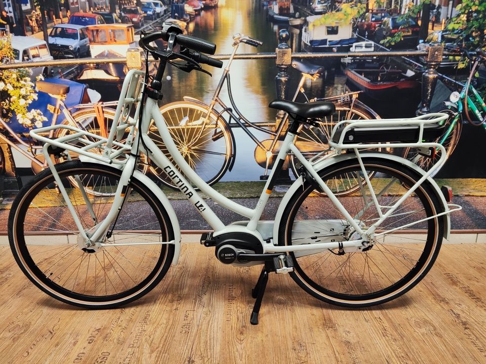 E-Bike Elektro Fahrrad E-Bike Cortina Bosch Hollandrad 500 Wh NEU in Goch