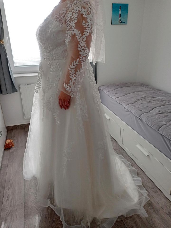 Hochzeitskleid Brautkleid in Bremerhaven