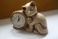 THUN Katze sitzend/beige+gold, mit Uhr/Bozener Keramik/wie Neu Bayern - Horgau Vorschau