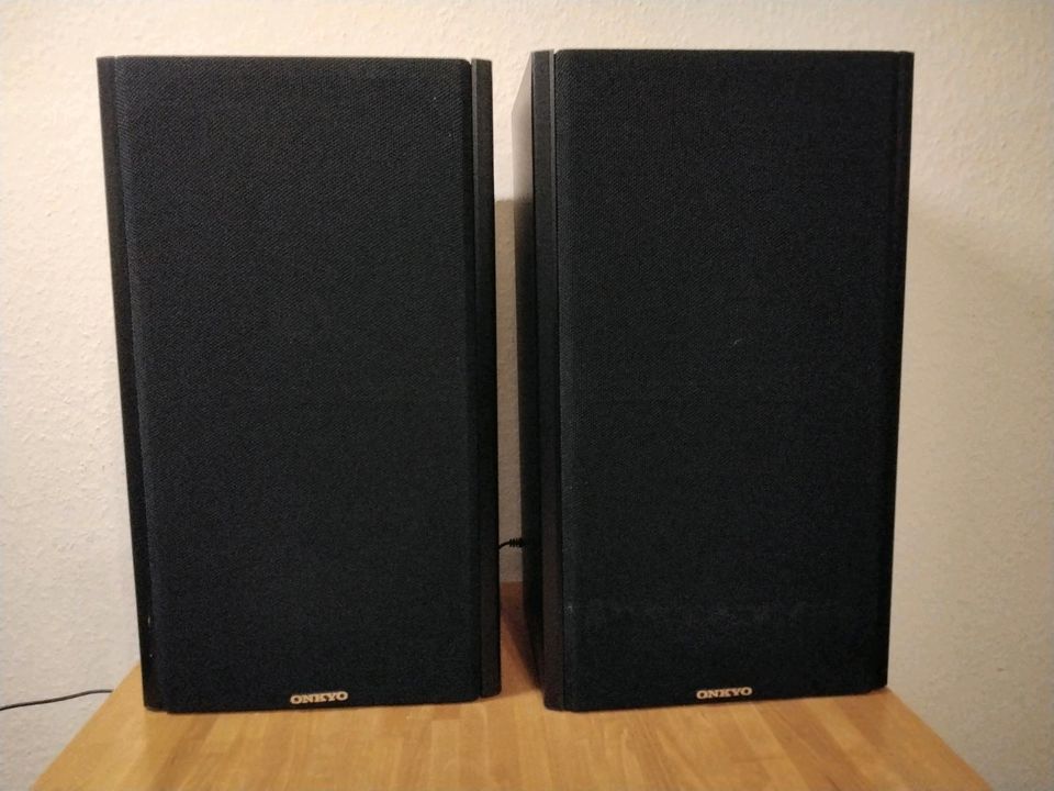 Lautsprecher ONKYO SC - 360 in Klötze